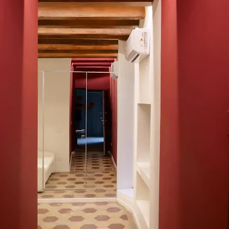 アパート Prestige Boutique Homes-brera 3 ミラノ